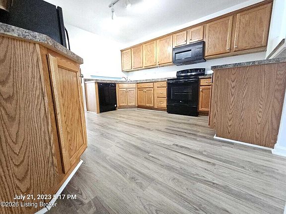 3rd image of 3802 Falcon Crest Dr Unit 232