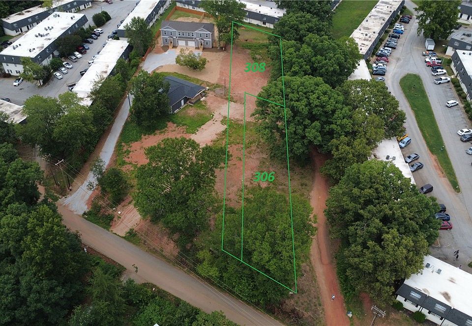 1st image of 306 Hillandale Rd