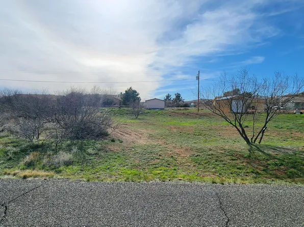 20157 E Cedar Canyon Dr, Mayer, AZ 86333