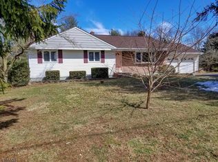 23 Onka Dr, Hillsborough, NJ 08844