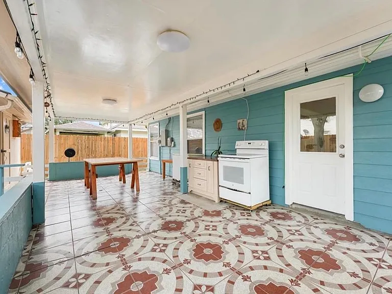 1614 York Creek Dr — Photo 20