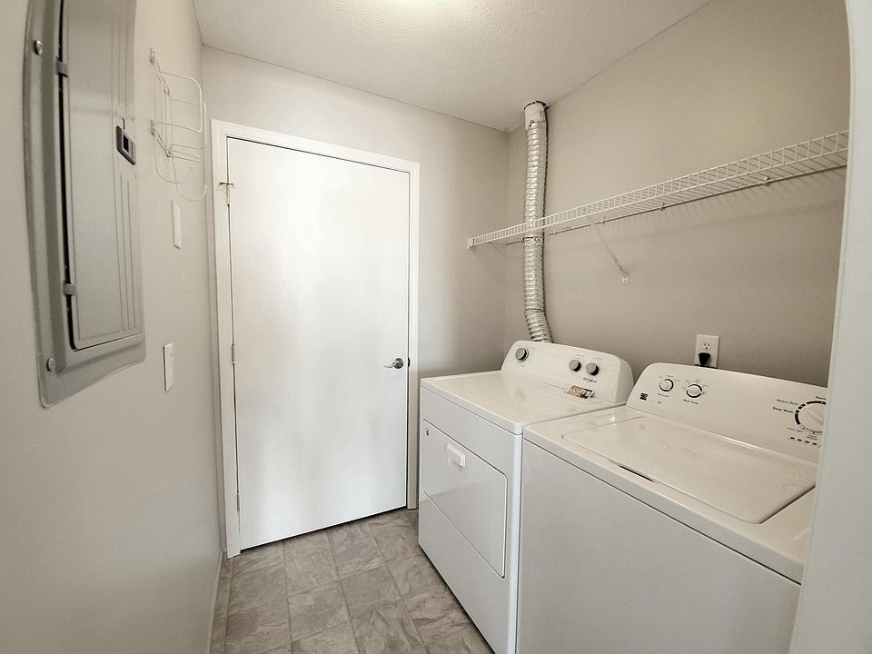 1st image of 10208 Desmond Pl