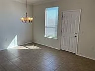 3 bed, 2.5 bath, 2038 sqft, $2,000 — Photo 3