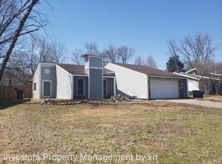 3304 S 54th St, Fort Smith, AR 72903