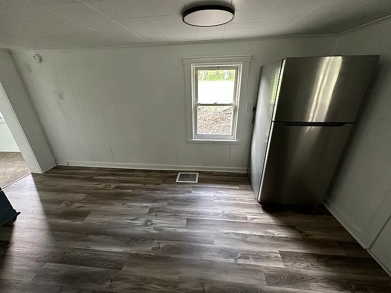 Kitchen- alternate view