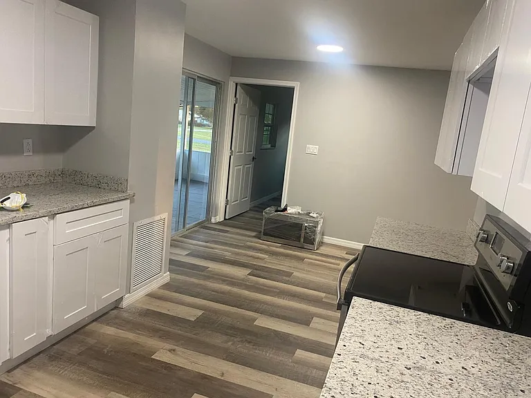 473 Lake Rd — Photo 6