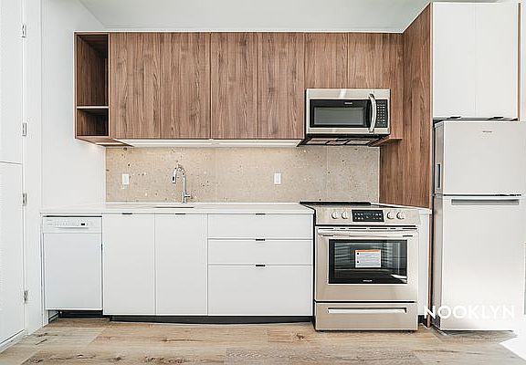 3rd image of 570 Nostrand Ave #2B