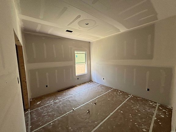 4th image of 7308 Stonehenge Dr