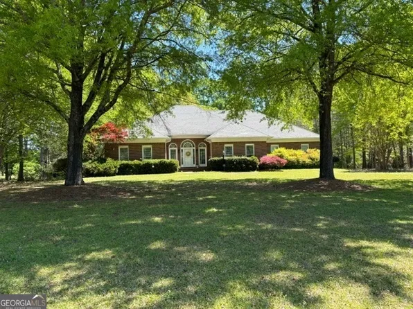 209 Westchester Dr, Griffin, GA 30223