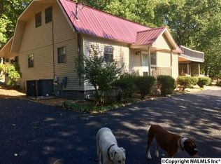 1547 Hobbs Island Rd, Huntsville, AL 35803