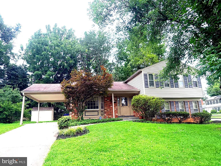 8626 Bunnell Dr — Photo 1