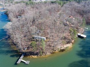 145 Gatehouse Ln, Mooresville, NC 28117