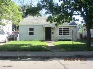 1113 Reed Ave, Kalamazoo, MI 49001