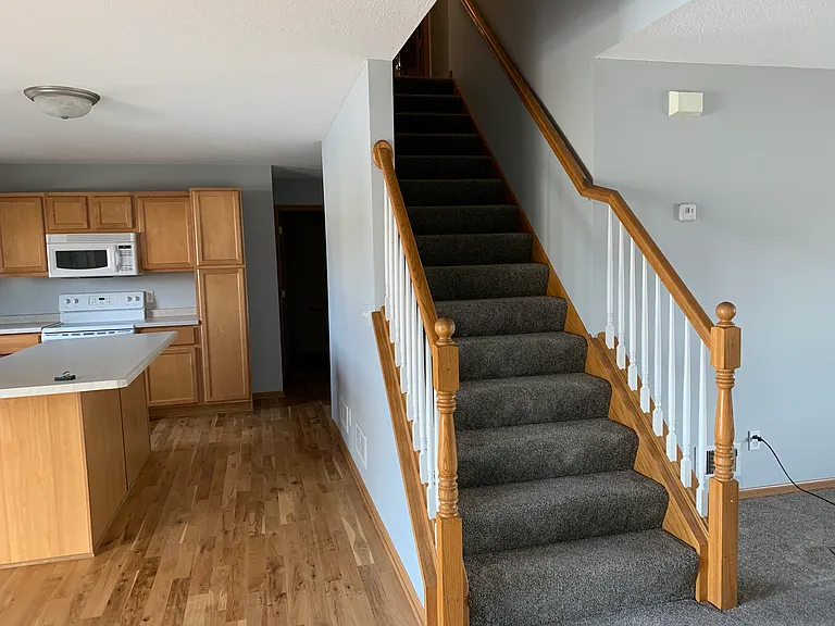 435 Cedar Pl — Photo 9