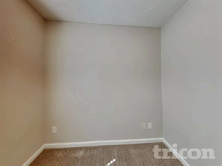 3479 Melrose Dr — Photo 15