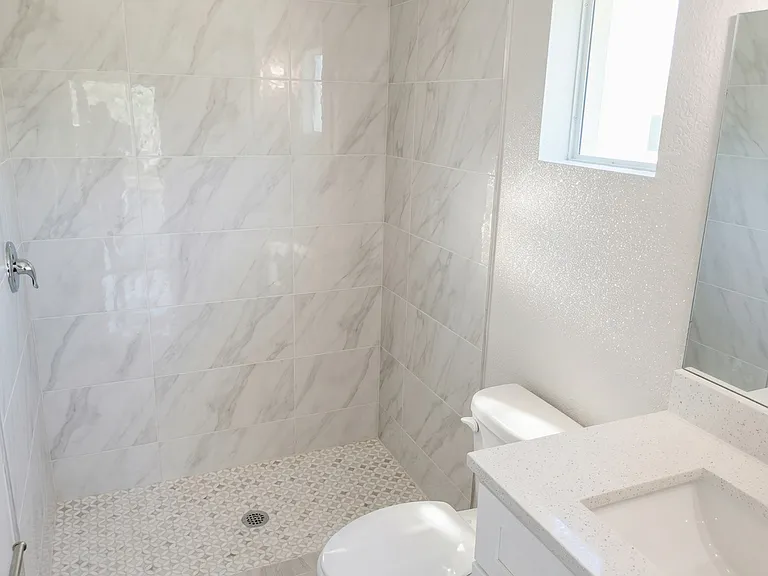 1003 NW 7th Pl — Photo 15