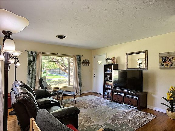 4th image of 503 Kilshore Ln