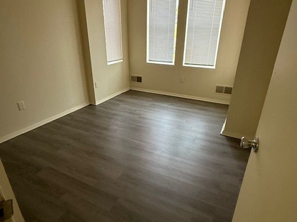 825 N Jackson St APT 2