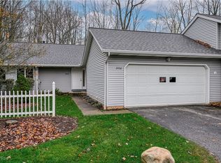 2456 Port Charles Dr, Stow, OH 44224