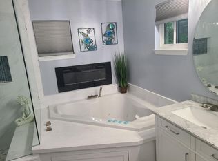 4390 Patterson Dr, Diamond Springs, CA 95619