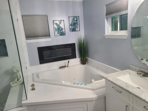 4390 Patterson Dr, Diamond Springs, CA 95619