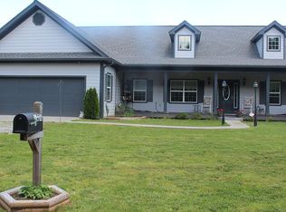 2406 Standing Meadows Dr, Young Harris, GA 30582