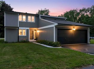 14155 Charm Hill Dr, Sidney, OH 45365