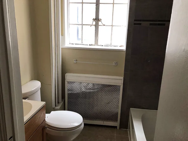 155 W River Streetsuite E #4 — Photo 12