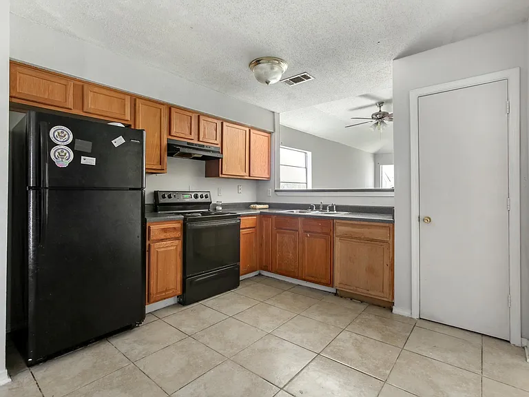 4136 Lac Street Pierre Dr — Photo 7
