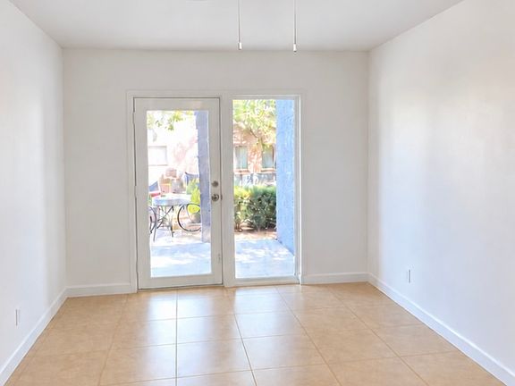 4th image of 2880 SW 37th Ave #2882