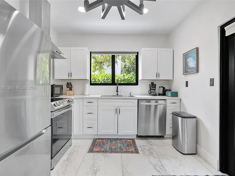 8280 NE 1st Pl — Photo 14