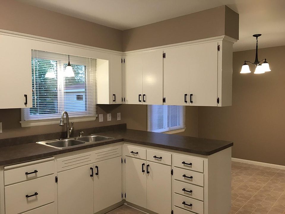 413 N Inner Dr, Hibbing, MN 55746 Zillow