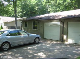 15167 Kelly St, Spring Lake, MI 49456