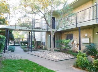 3235 Carlisle St, Dallas, TX 75204