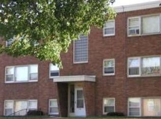 1610 Ford Pkwy APT 8, Saint Paul, MN 55116