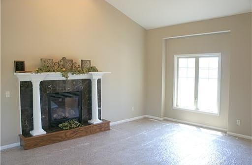 3rd image of 25943 Rolling Hills Dr