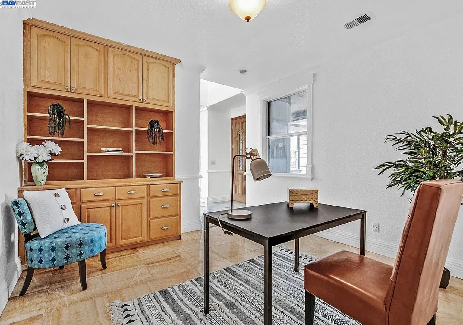 Spacious 5BR House in Antioch — Photo 4