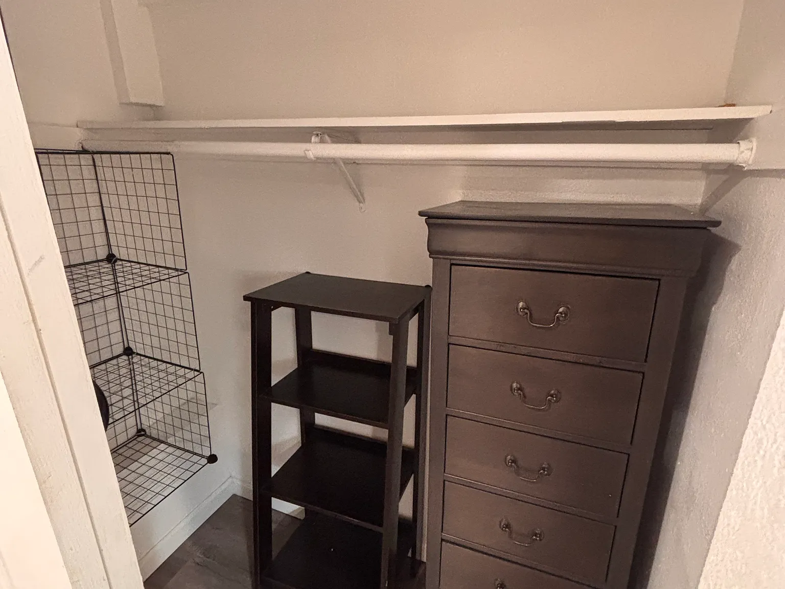 1105 Oak St — Photo 3