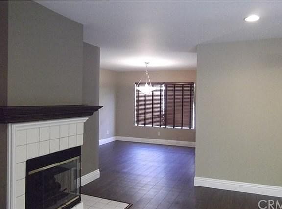 3rd image of 2800 Plaza Del Amo Unit 471