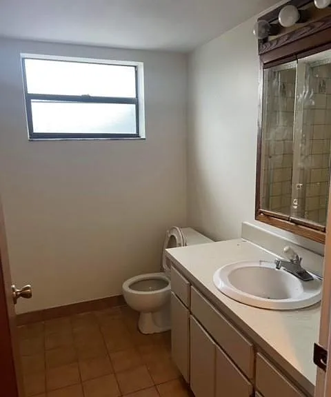 5922 Thomas St — Photo 2