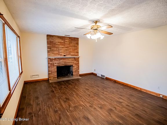 3rd image of 10002 Northridge Dr