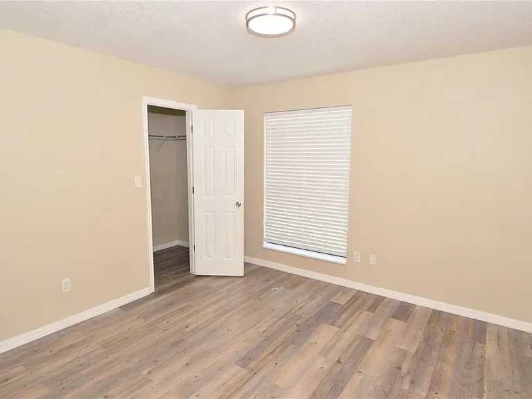 8764 Mallard Reserve Dr #101 — Photo 44