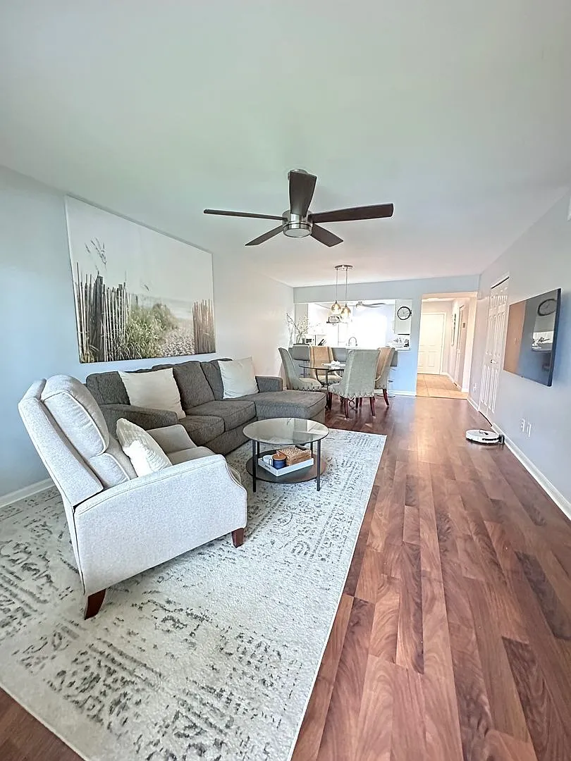 186 Pebble Shores Dr — Photo 2