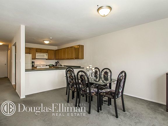3rd image of 18 Erin Ln