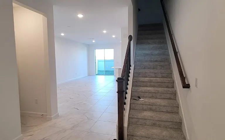 728 Spring Palms Loop — Photo 6