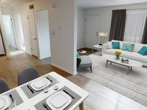 3rd image of 201 SW Linden St #205-03