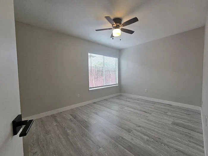 11321 Volans St — Photo 19
