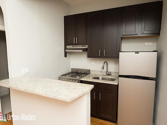 3rd image of 4614 N Paulina Avenue Ua Ua #Ua1