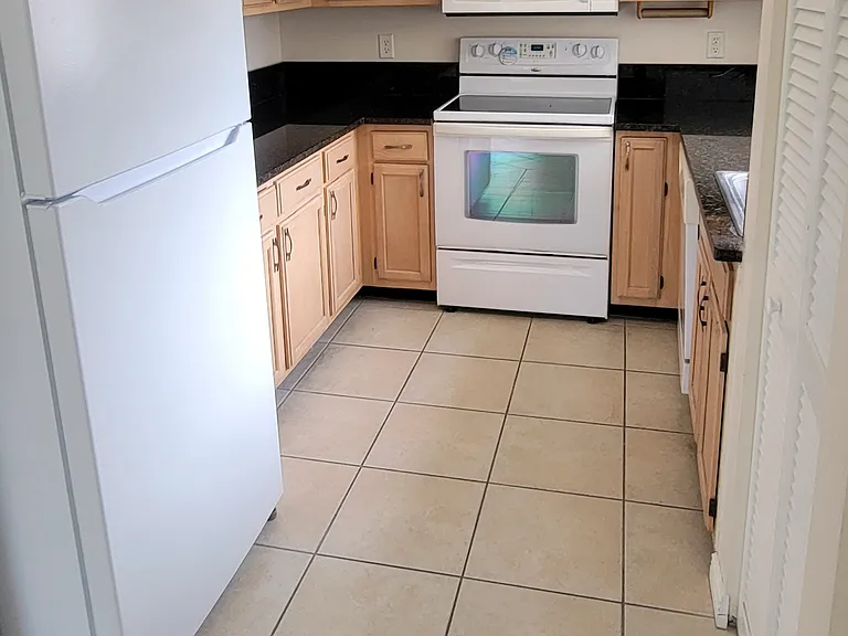 9635 Eaton Gardens Ln #201 — Photo 7