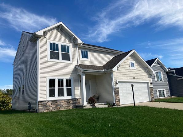 597 Trumpeter Bay Dr